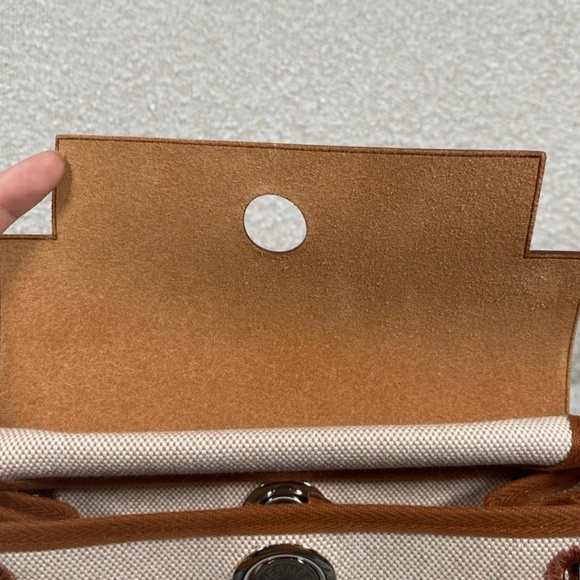 Authentic Pre-Owned Hermes Herbag Zip 20 bag Écru / Beige / Fauve - Picture 8 of 16